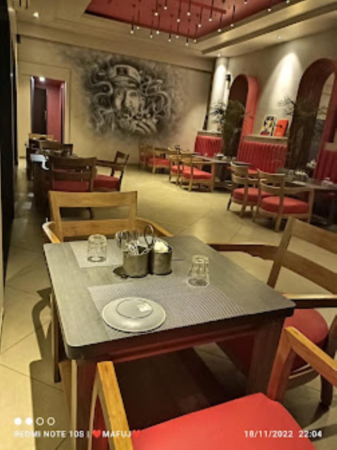 Hotel Maratha Palace,Szatara Kültér fotó