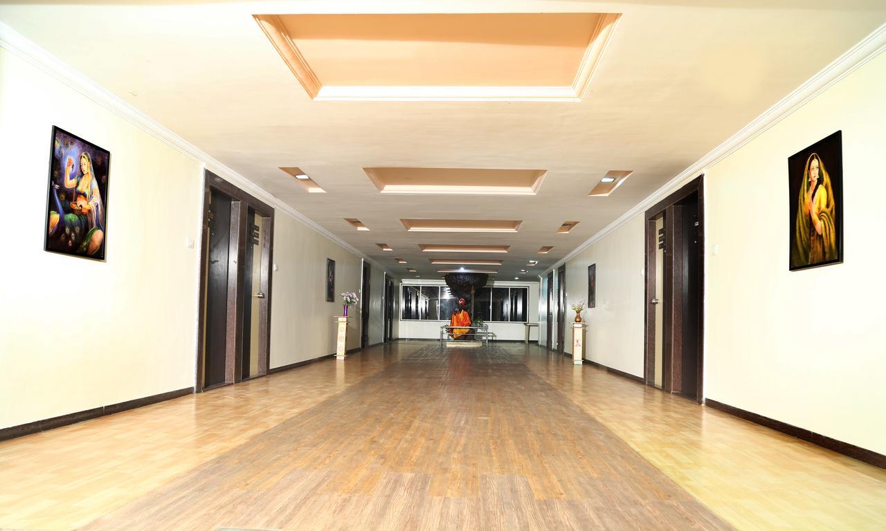 Hotel Maratha Palace,Szatara Kültér fotó